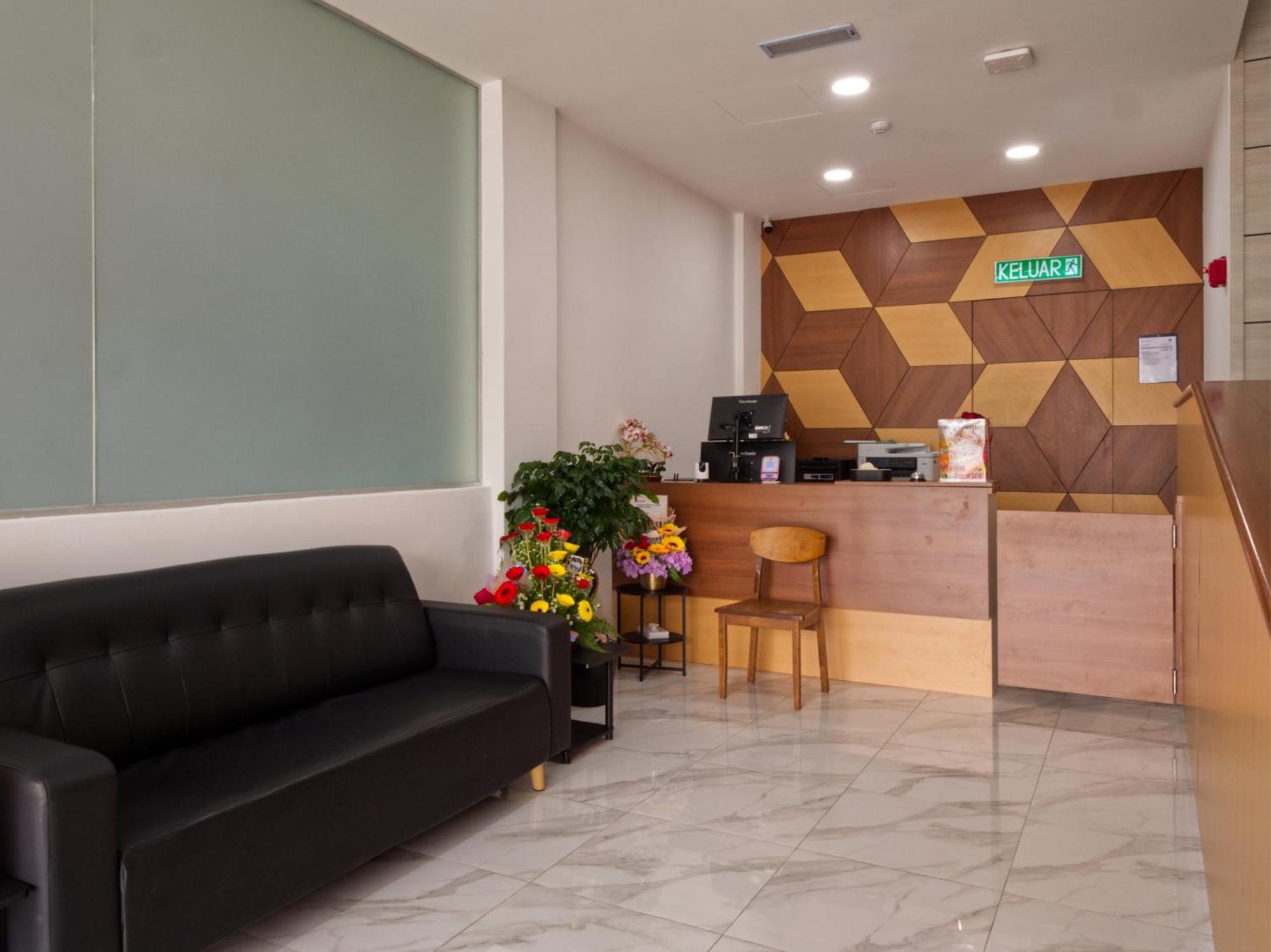 Weiss Kepong Baru Hotel Kampong Jawa Tengah