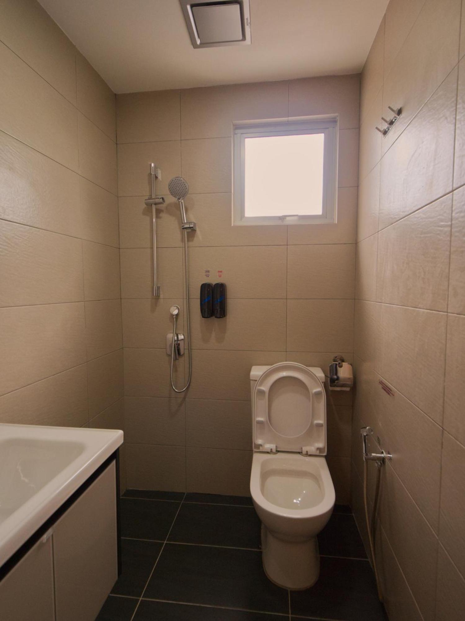 Weiss Kepong Baru 2* Kampong Jawa Tengah